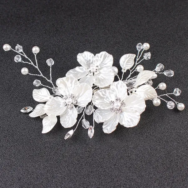 White Shell Petal Handmade Pearl Crystal Hair Clip
