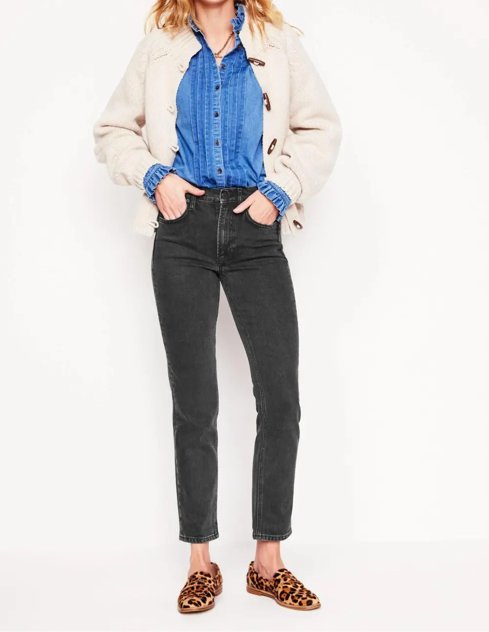 Girlfriend Jeans -Washed Black