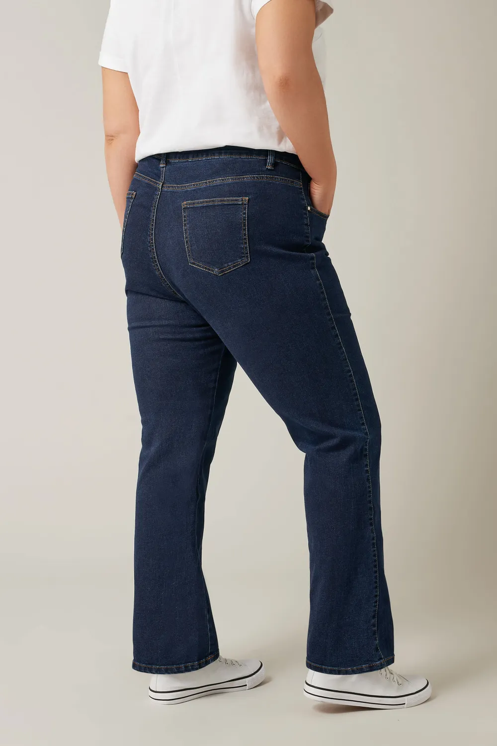 EVANS Curve Black Straight Leg Jeans