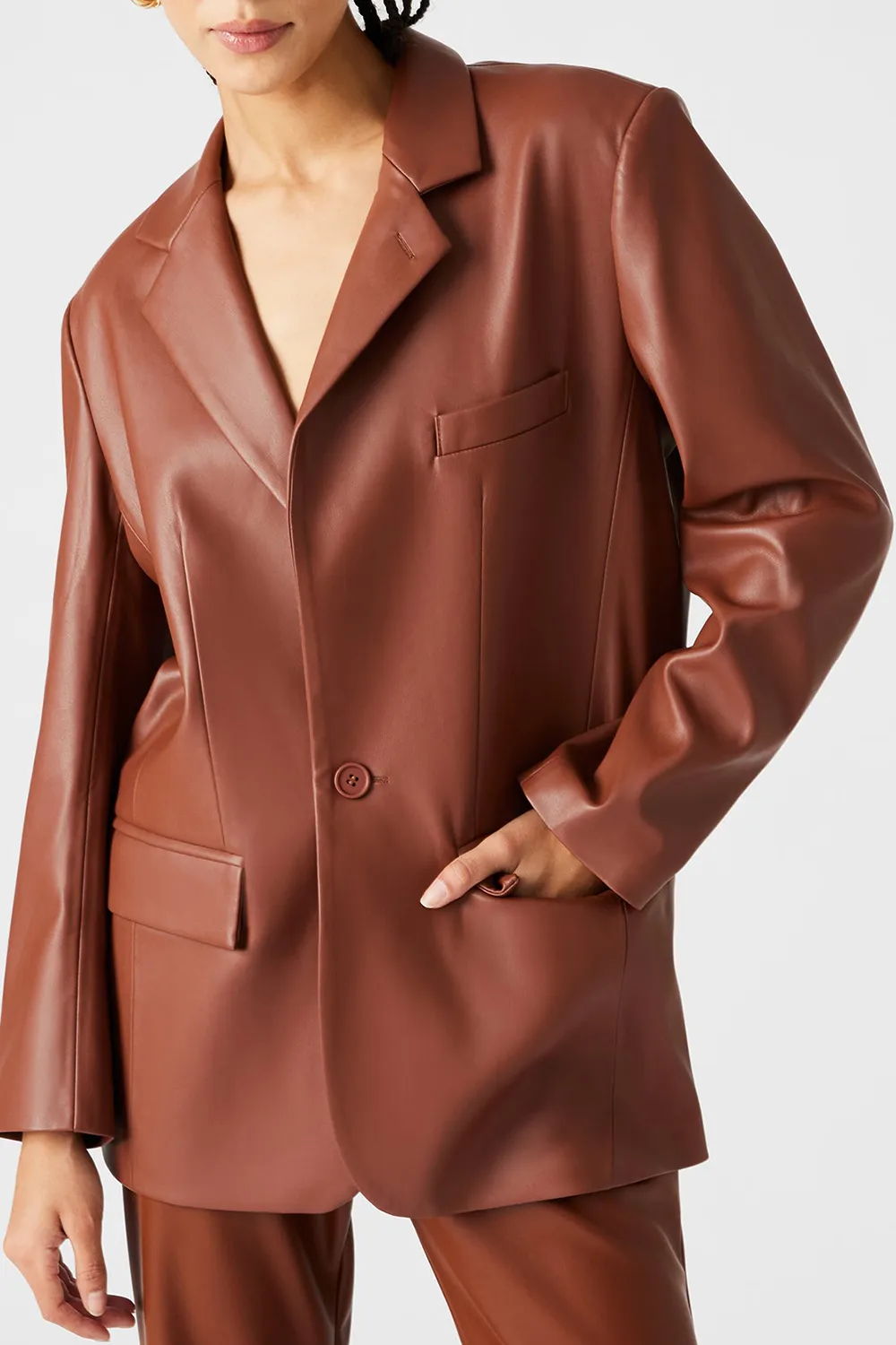 FAUX LEATHER BLAZER BLACK