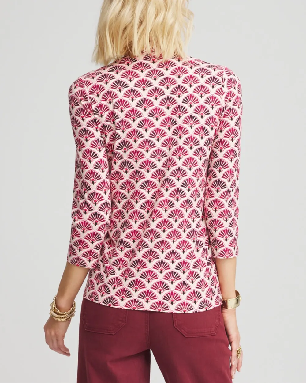 Fan Pattern V-Neck Tee