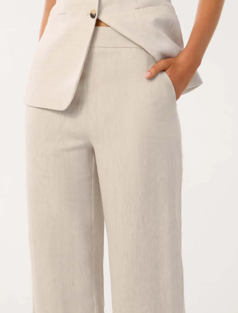 Wide-Leg Pocket Pants