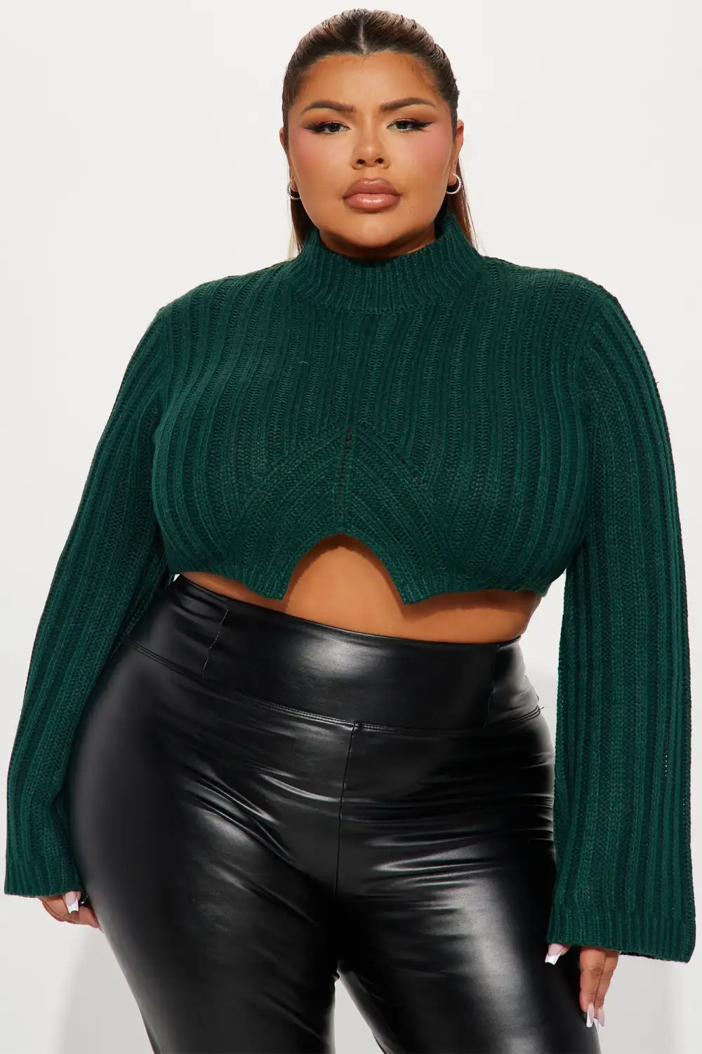Rebel Heart Cropped Turtleneck Sweater - Hunter
