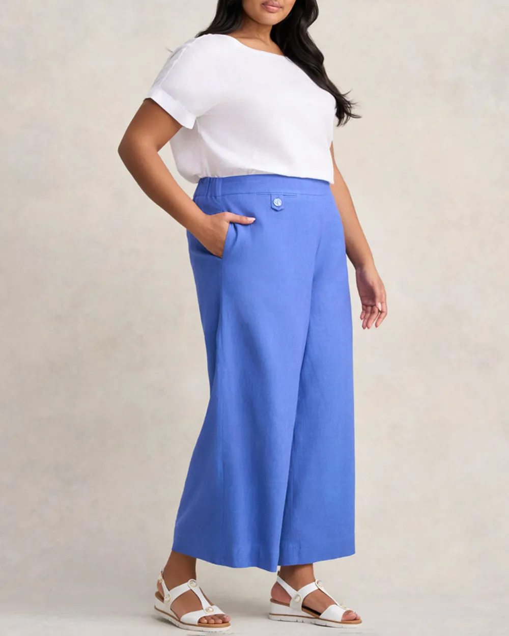 Wide Leg Pants with Pocket Detail