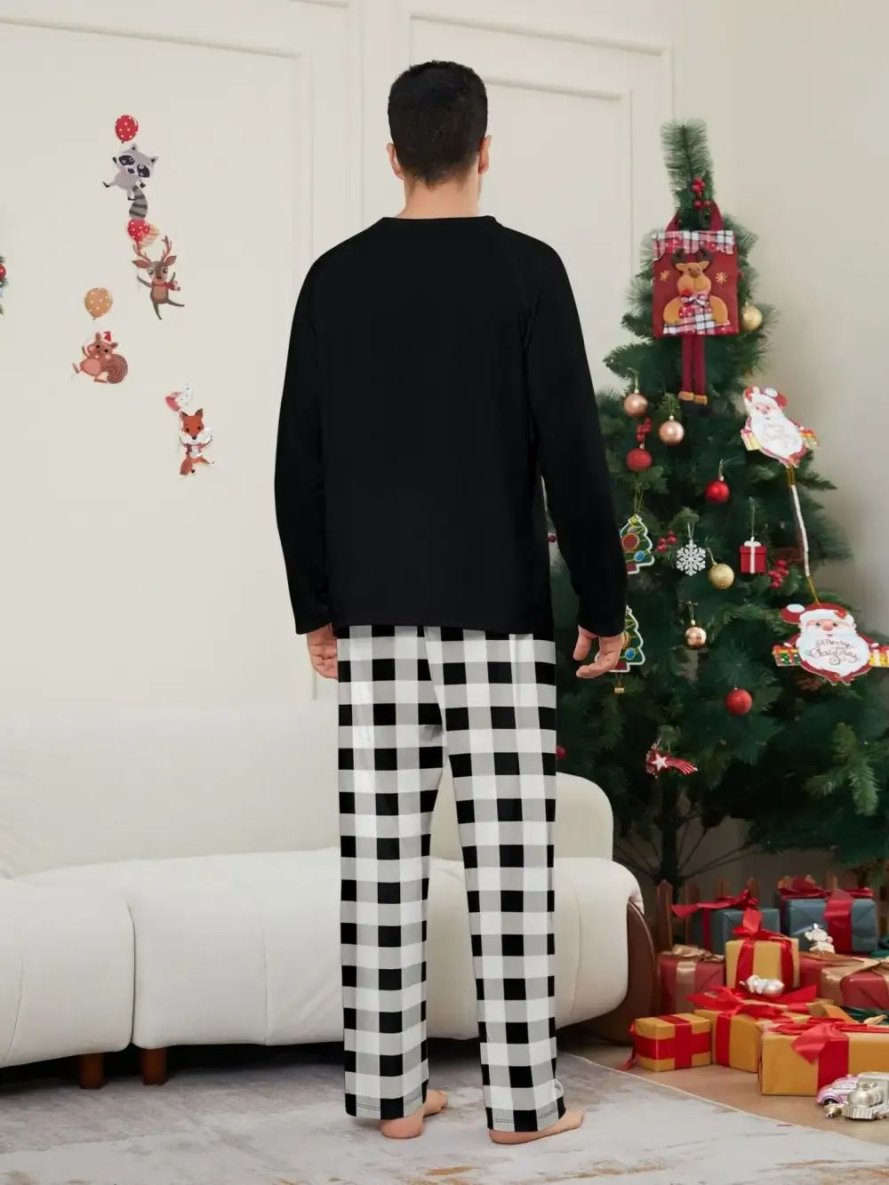 “We Are Family” Long Sleeve Monogrammed Plaid Parent-Child Pajamas