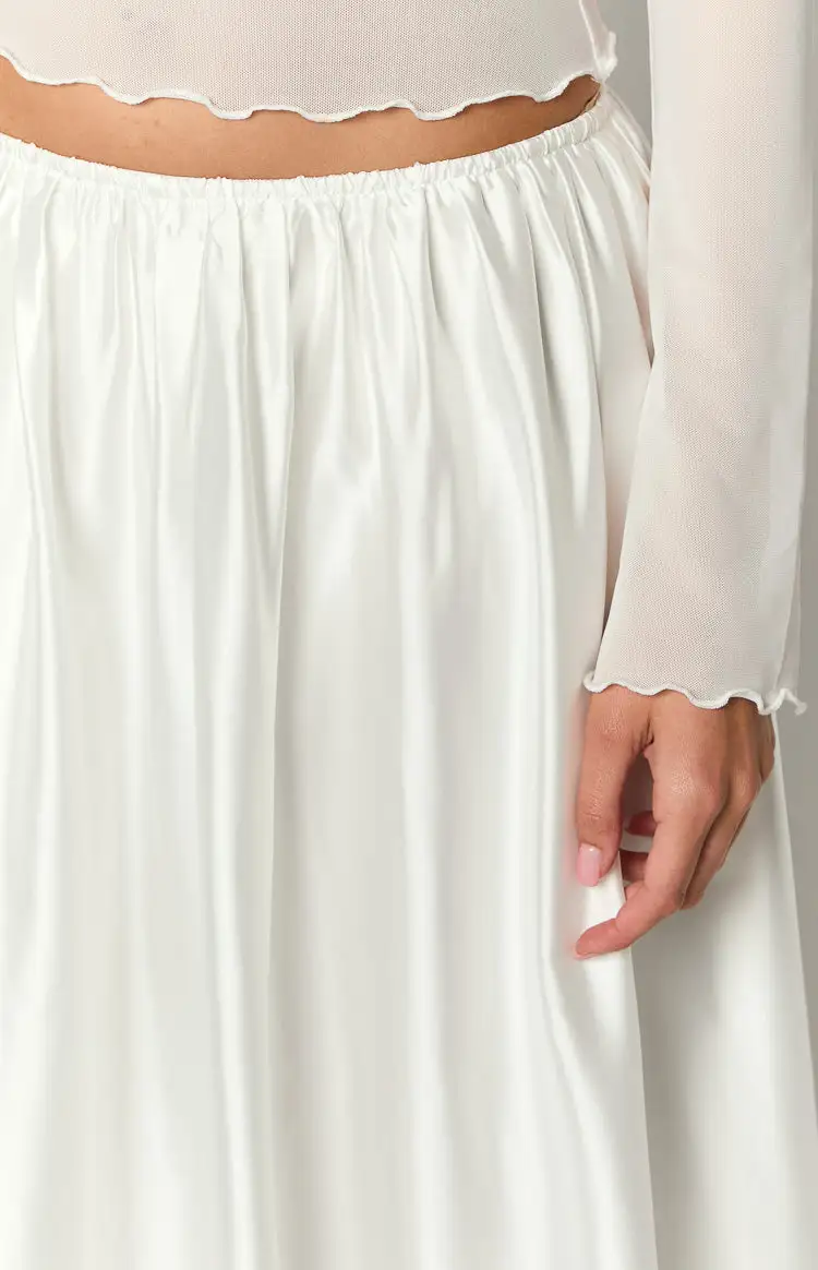 White Chiffon Flowing Long Skirt