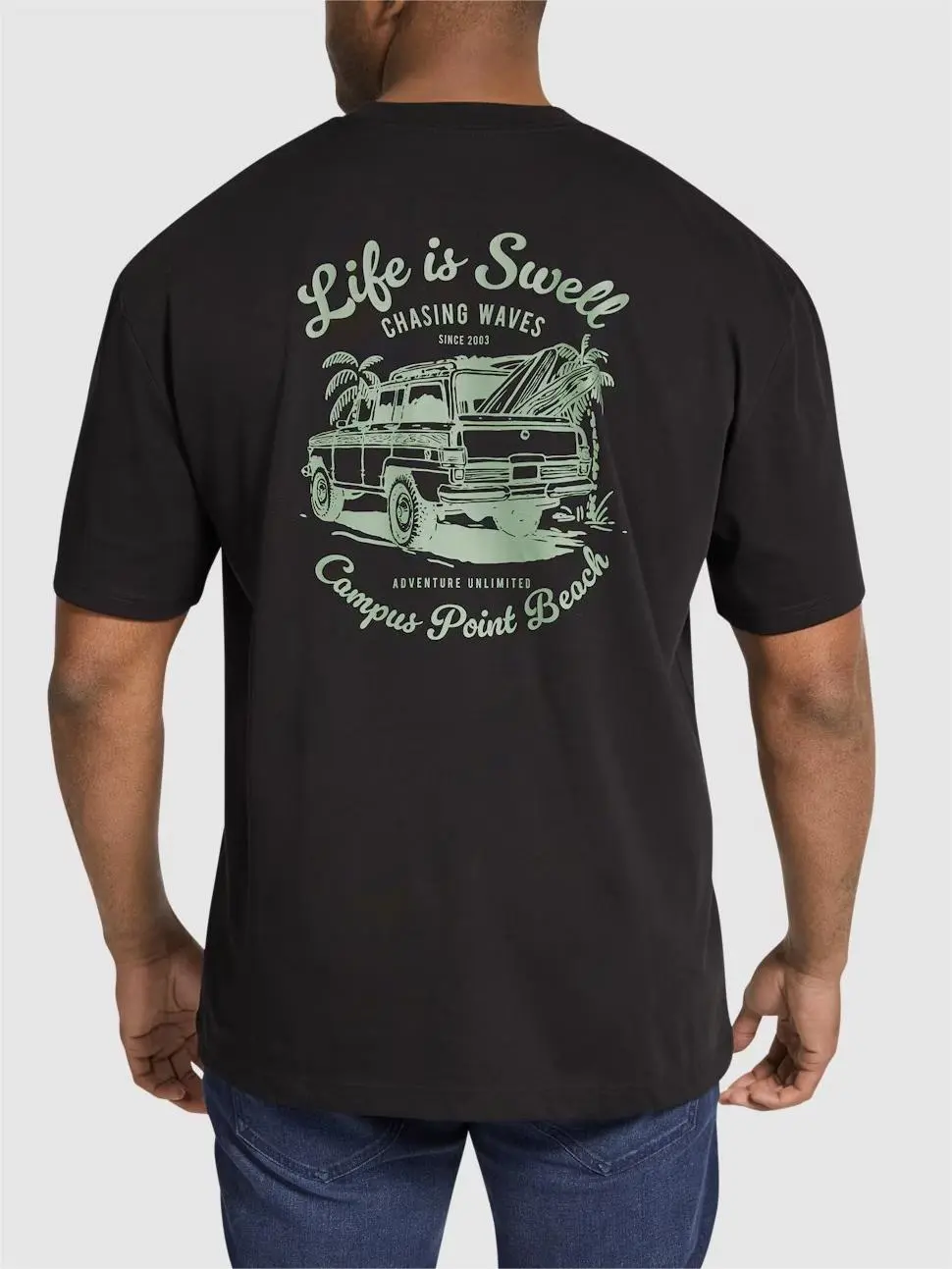 BLACK RELAXED FIT TEE