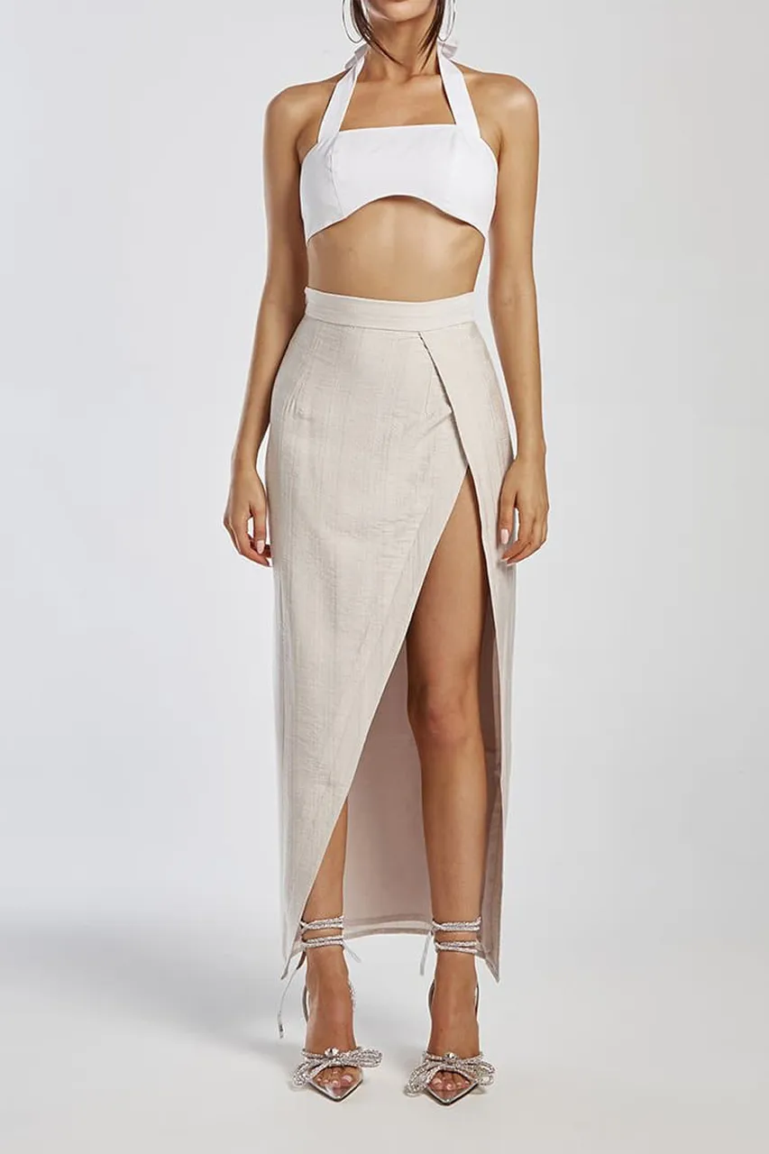 Fashionable Halterneck Top