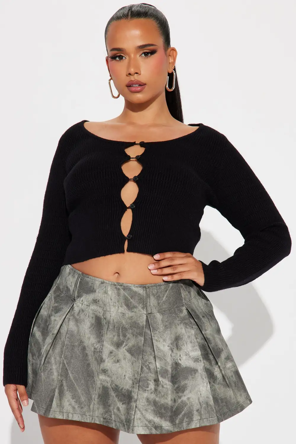 Keep Away Sweater - Black