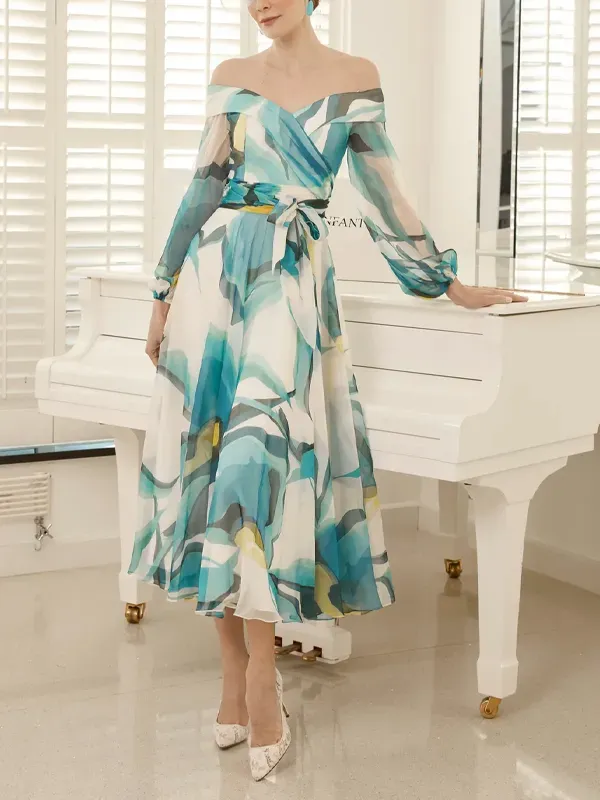 V-Neck Long-Sleeved Printed Midi Dress