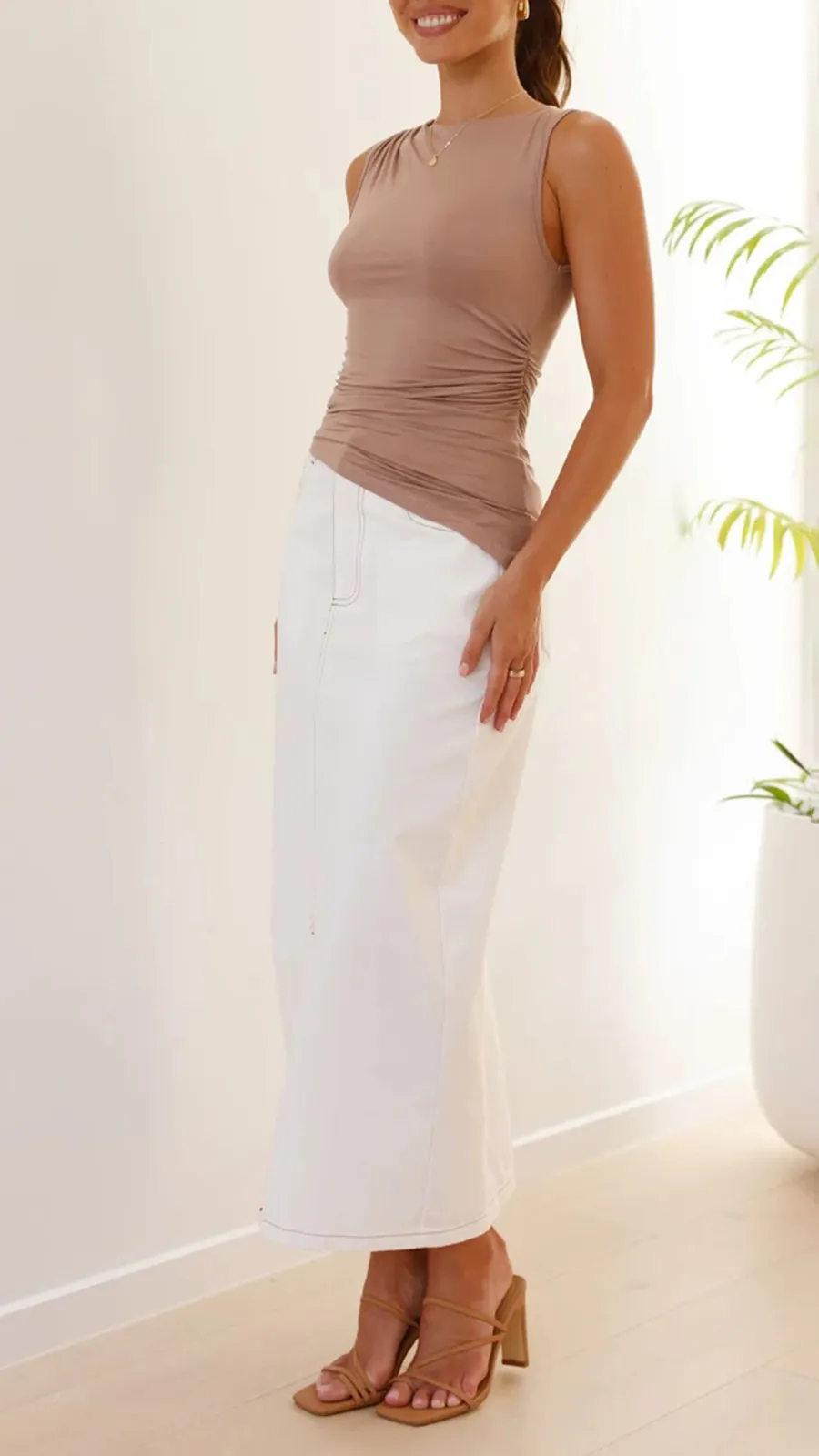 Intellectual Style Solid Color Tight Top