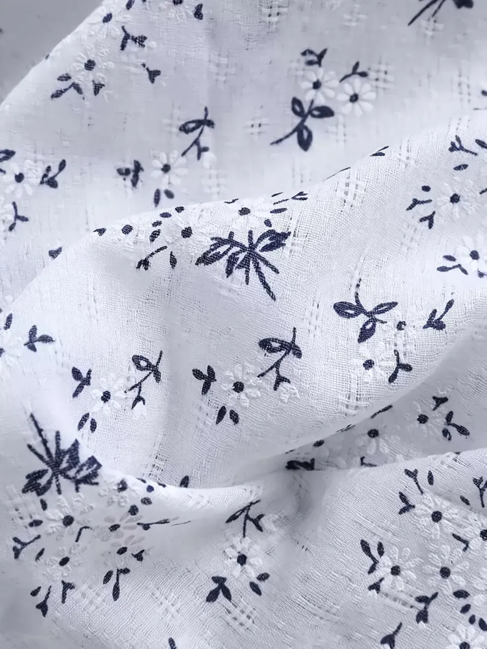 Plus Size Cotton Floral Print Long Sleeve Midi Top, Women's Plus Casual Button Front T-shirt