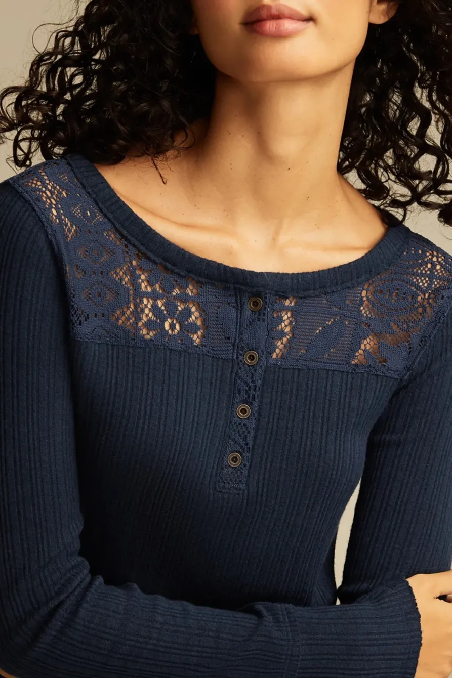 Dress Blues Cloud Lace Mix Henley