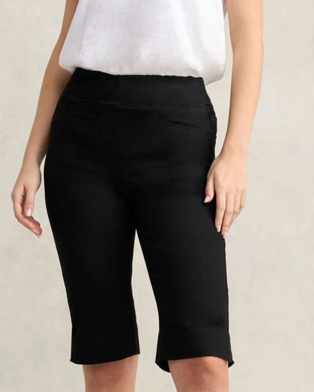 Stretch Fabric Mid Length Shorts