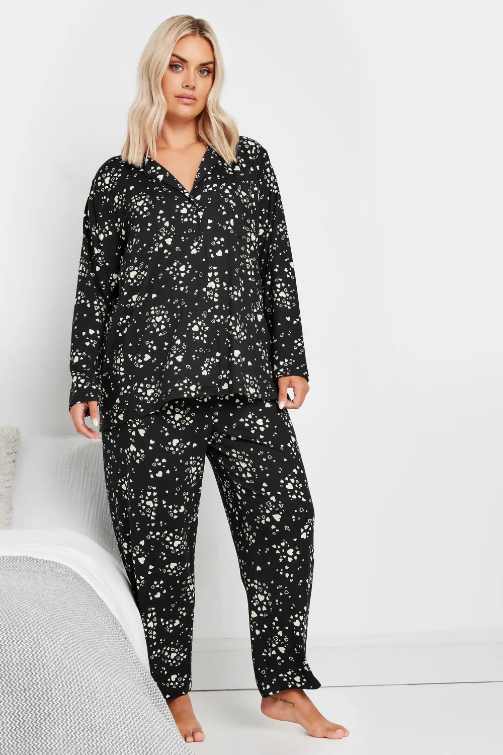 YOURS Curve Red Check Print Soft Touch Pyjama Set