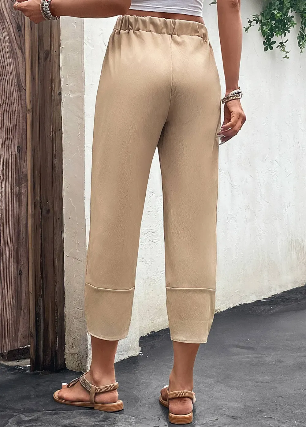Light Camel Pocket Elastic Waist High Waisted Pants