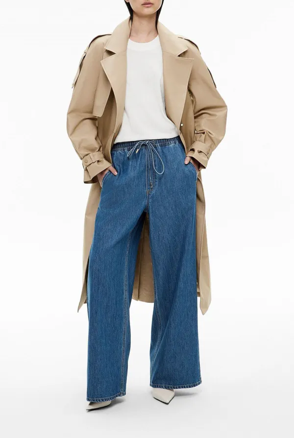 Women's Wide-Leg Jeans