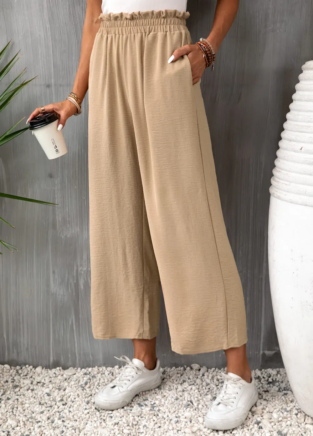 Light Camel Pocket Elastic Waist High Waisted Pants