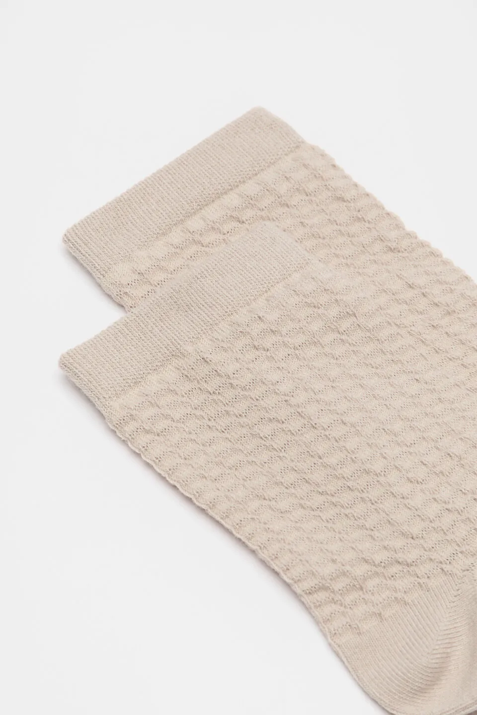 Textured Quarter-Length Crew Socks