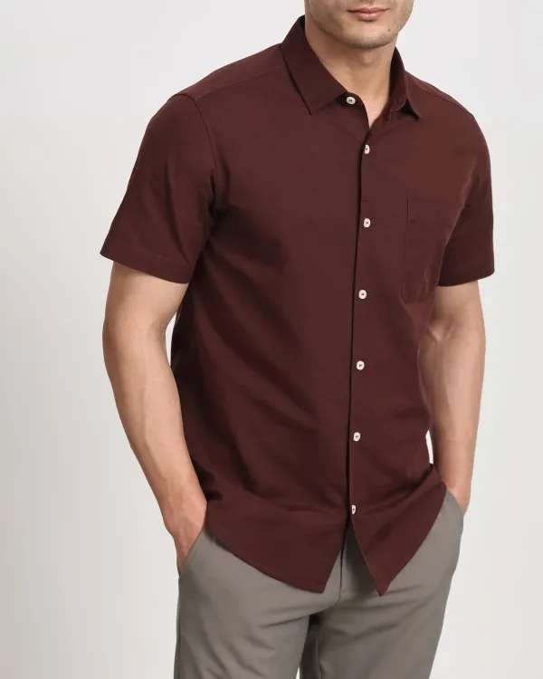 Simple And Soft Slim-Fit Breathable Maroon Shirt