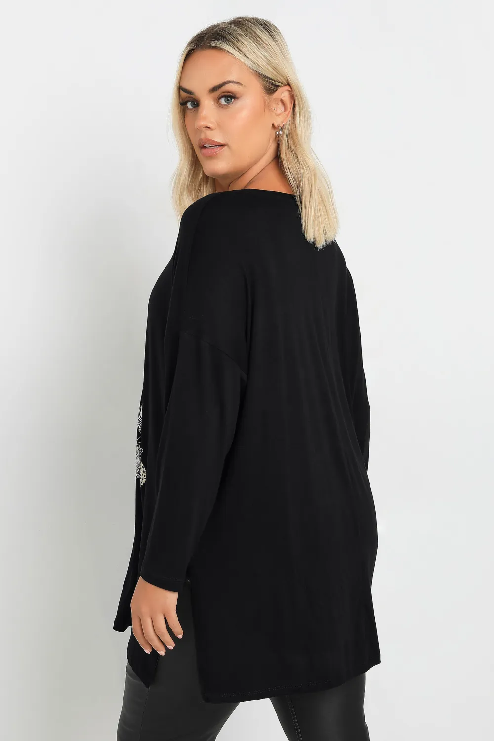 复制YOURS Curve Black 'Merry Gonkmas' Sequin Embellished Christmas Top