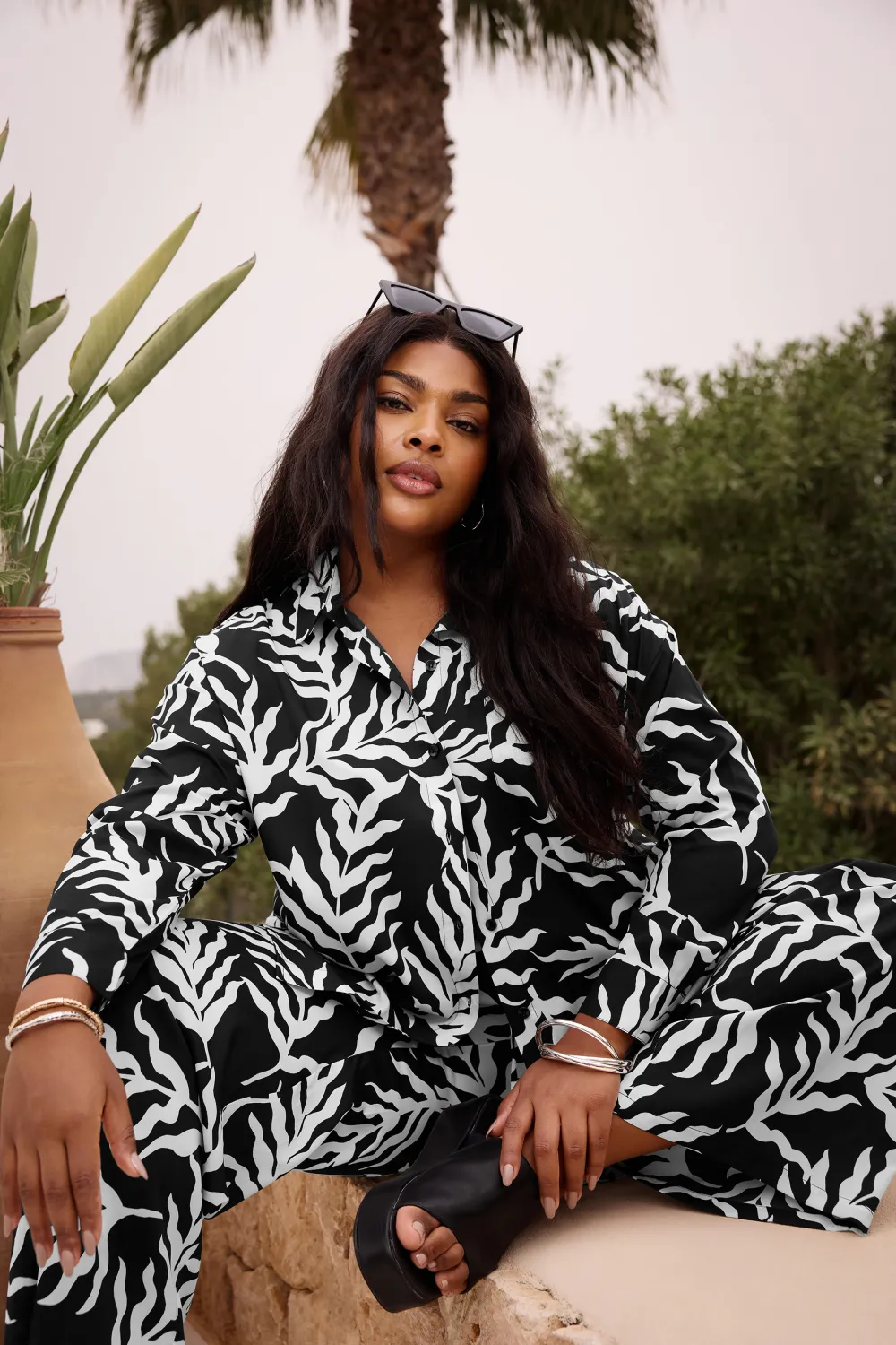 Yours Curve Black Leaf Print Drawstring Wide Leg Trousers