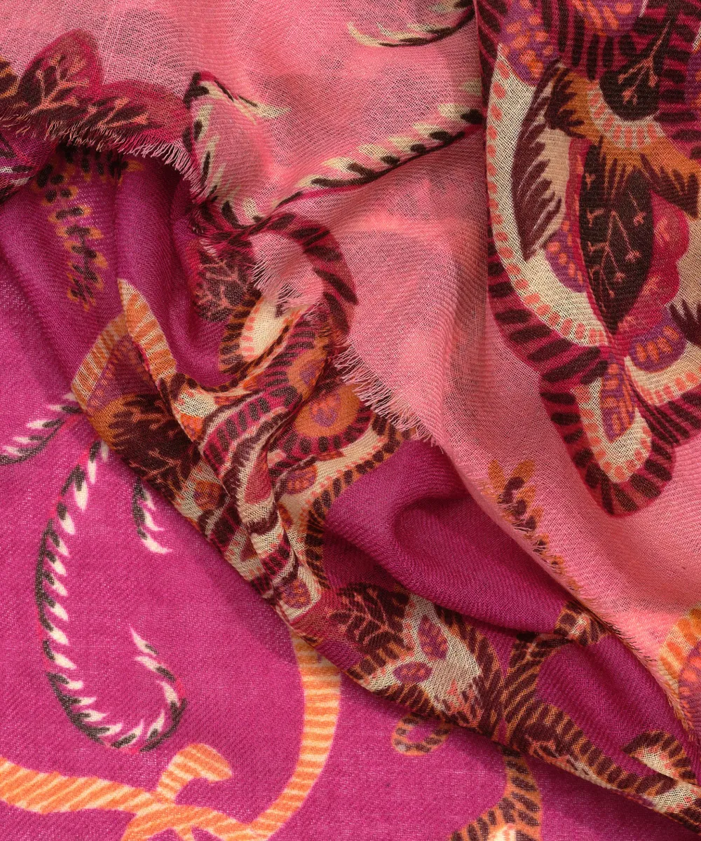 Casual Style Traditional Paisley Wrap