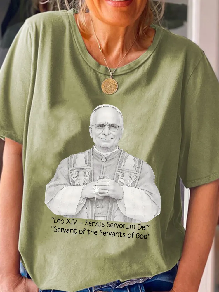 Women'S He Holds The Keys To The Vatican And To Our Hearts Round-Neck Short-Sleeved T-Shirt