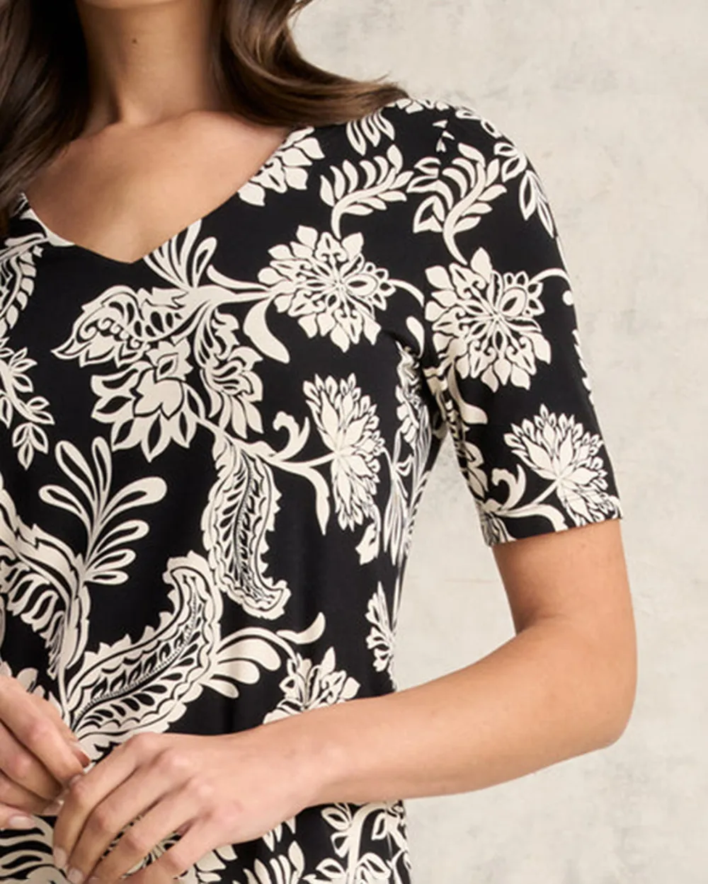 1/2 Sleeve V-Neck Tee