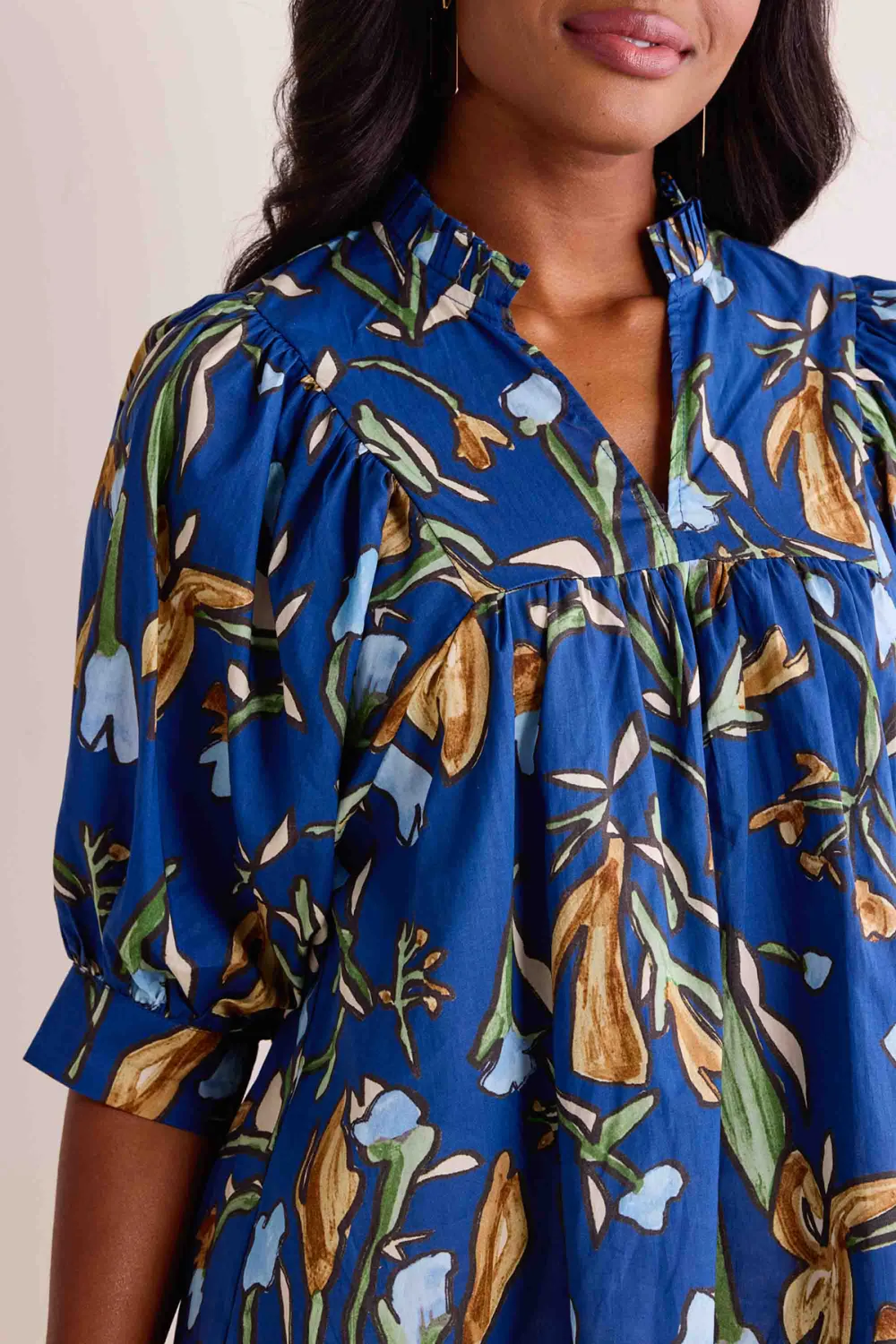 Blue Floral Print V-Neck Long Sleeve Blouse