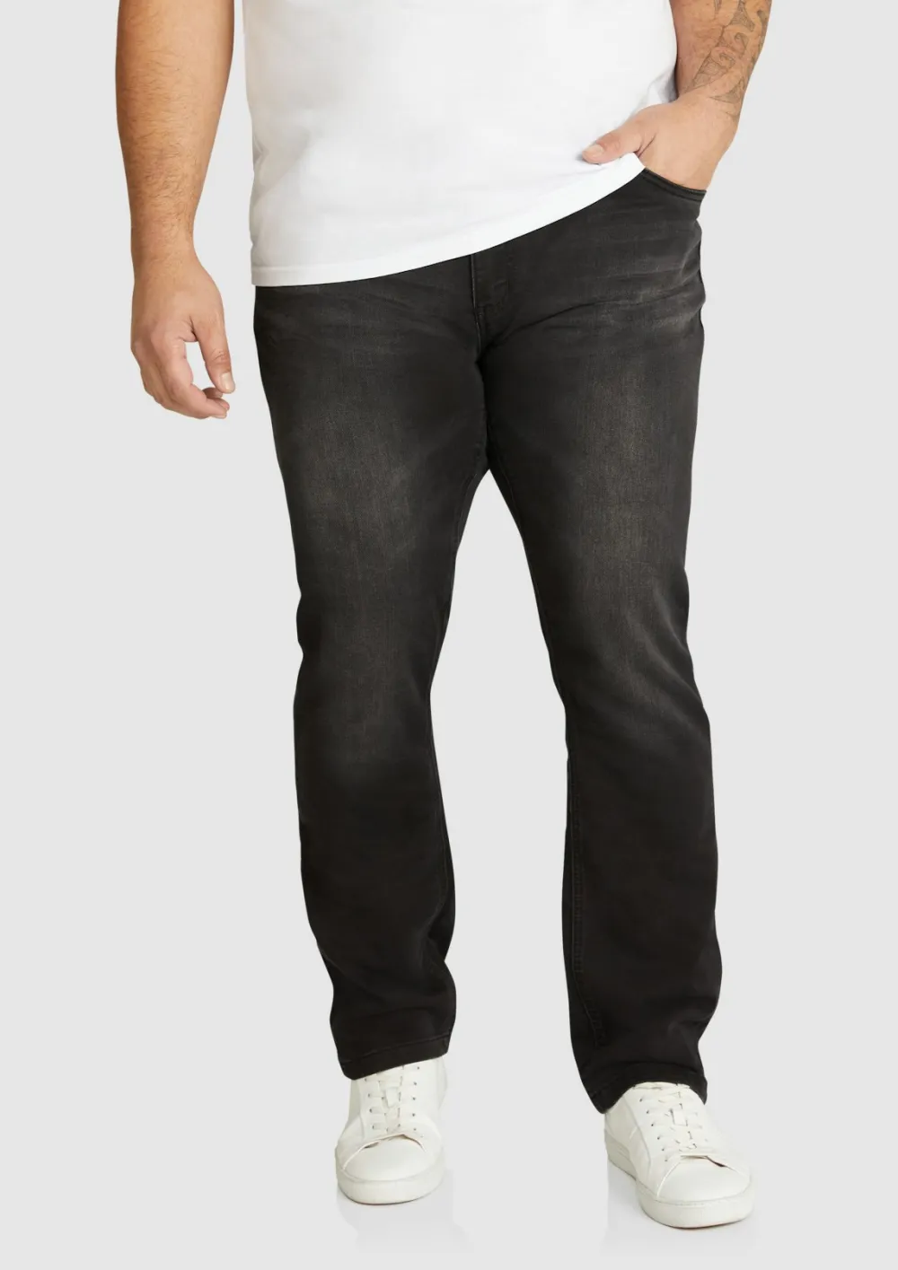 BLACK REGULAR STRETCH JEAN