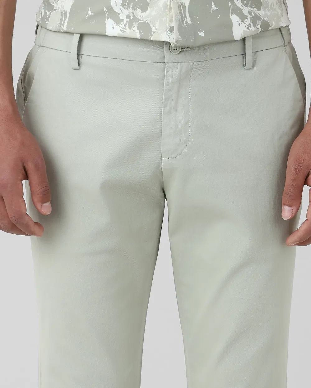 Classic Versatile Slim-Fit Straight-Leg Light Green Trousers