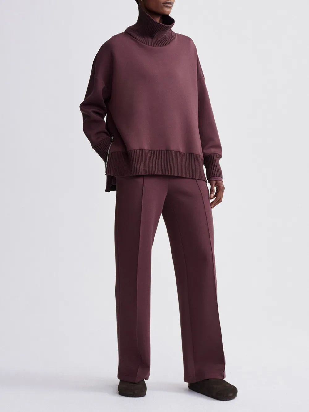 Elegant Turtleneck Textured Knit Sweatshirt