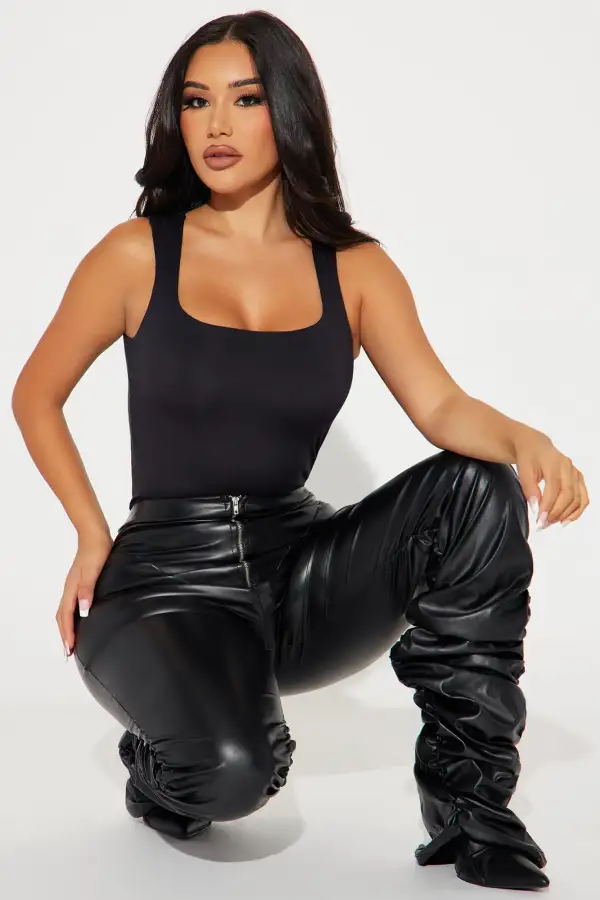 Kristine Seamless Bodysuit - Black