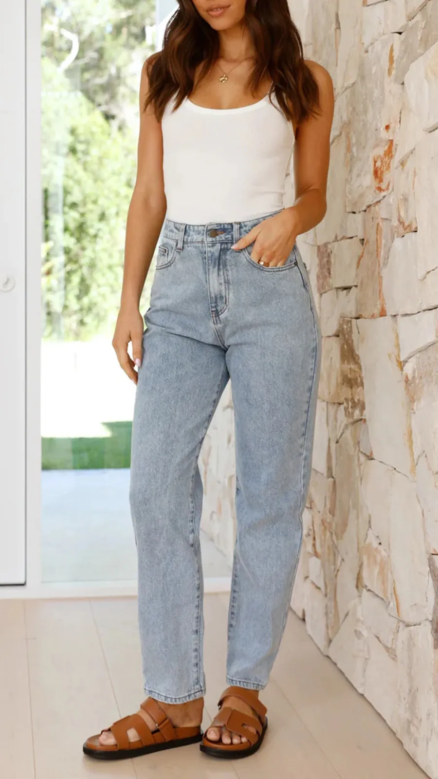 Relaxed Boyfriend Fit Jeans