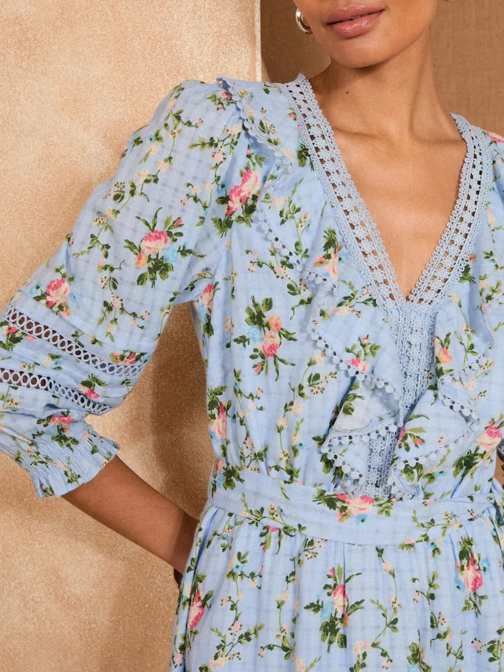 Lady Elegant Slimming V-Neck Floral Dress