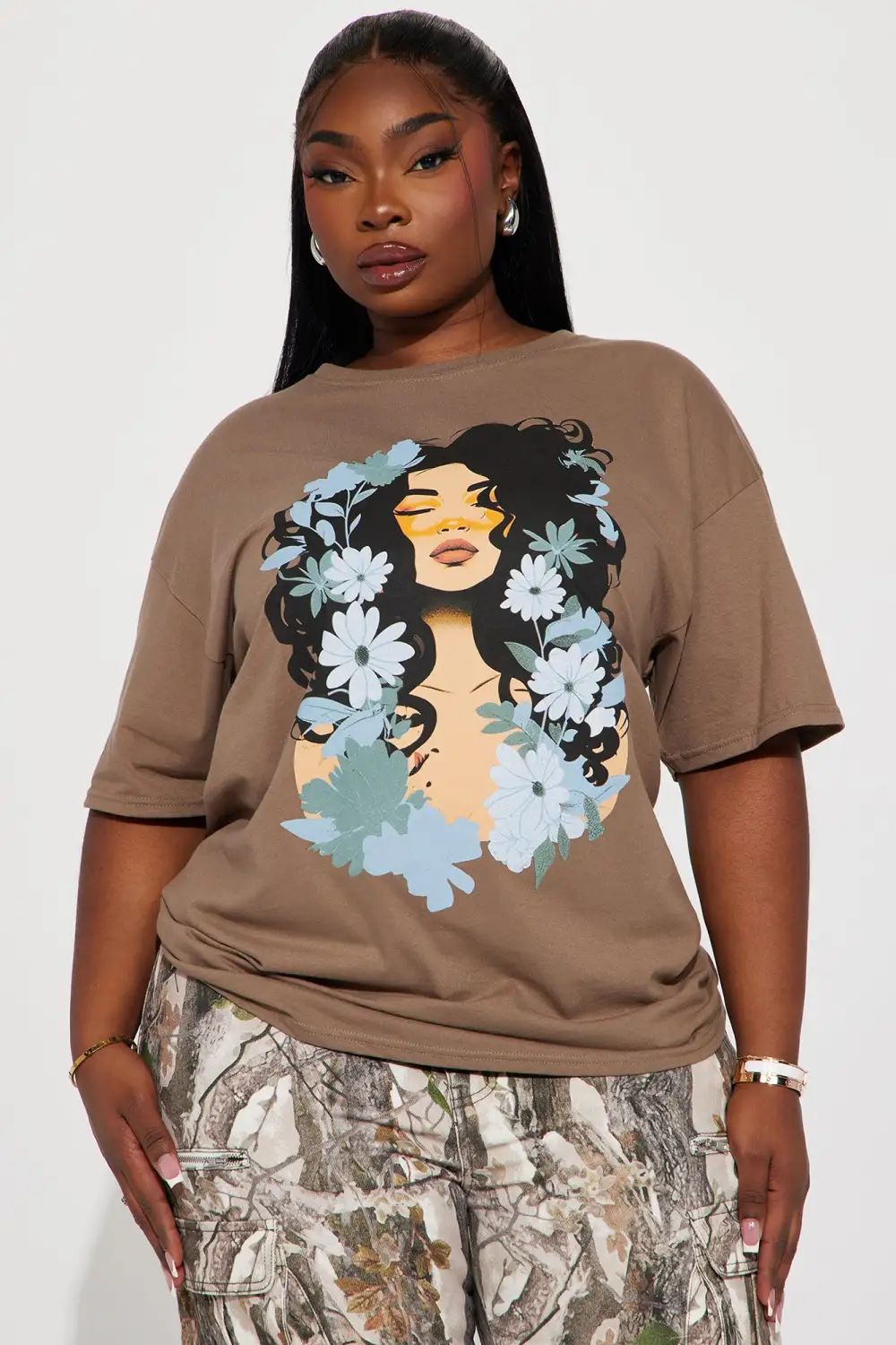 Growing And Glowing Graphic Tee - Mocha