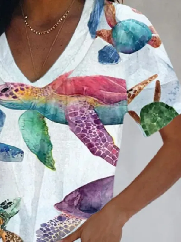 V-Neck Sea Turtle Print T-Shirt