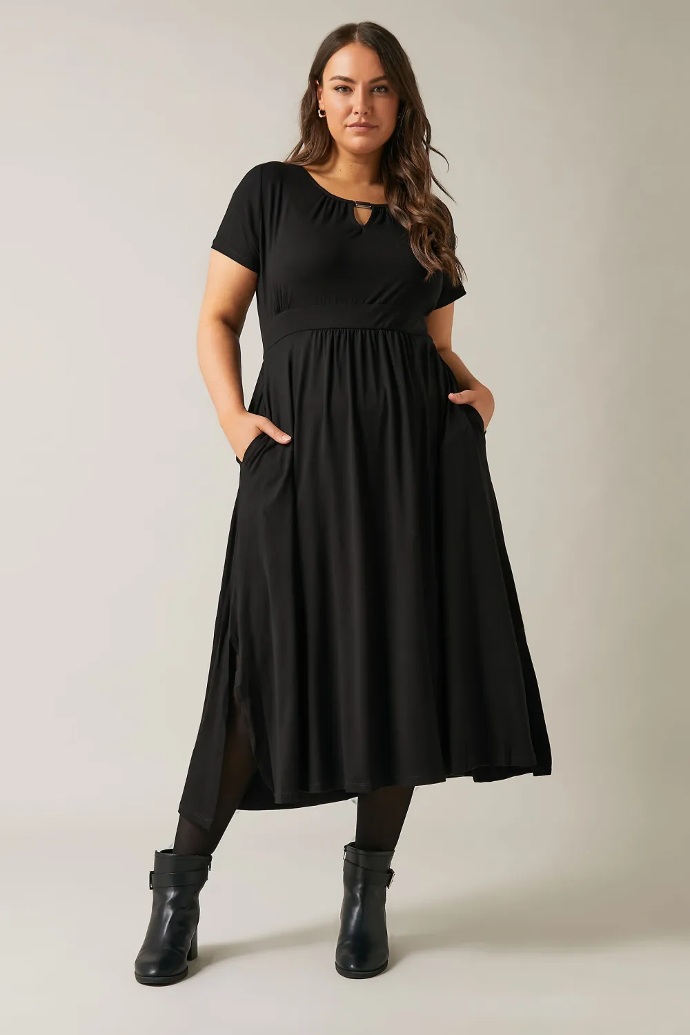 EVANS Curve Black Metal Trim Midaxi Dress
