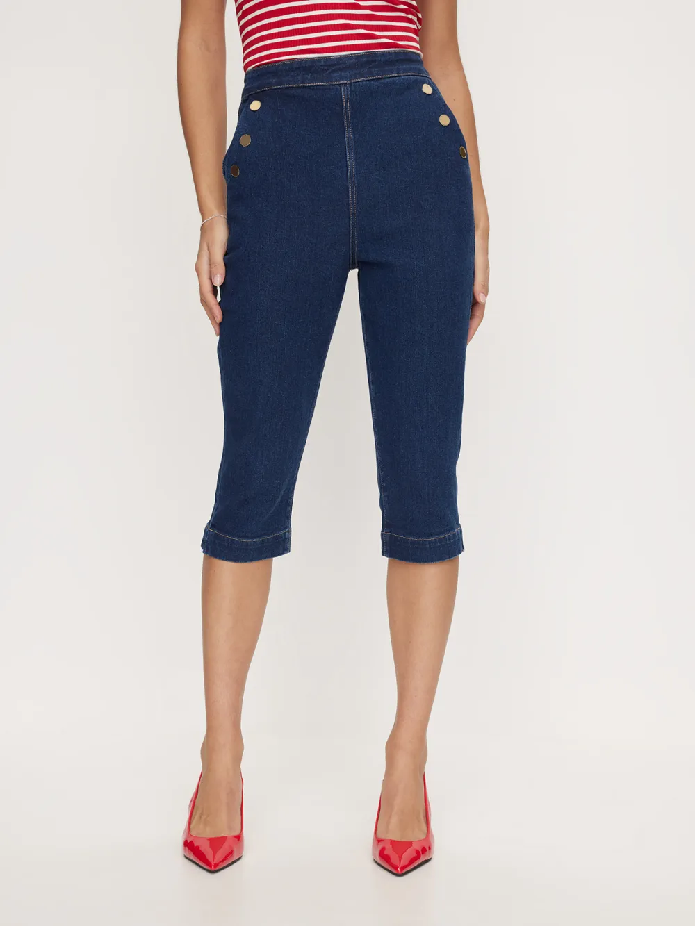 Skinny Capri Jean
