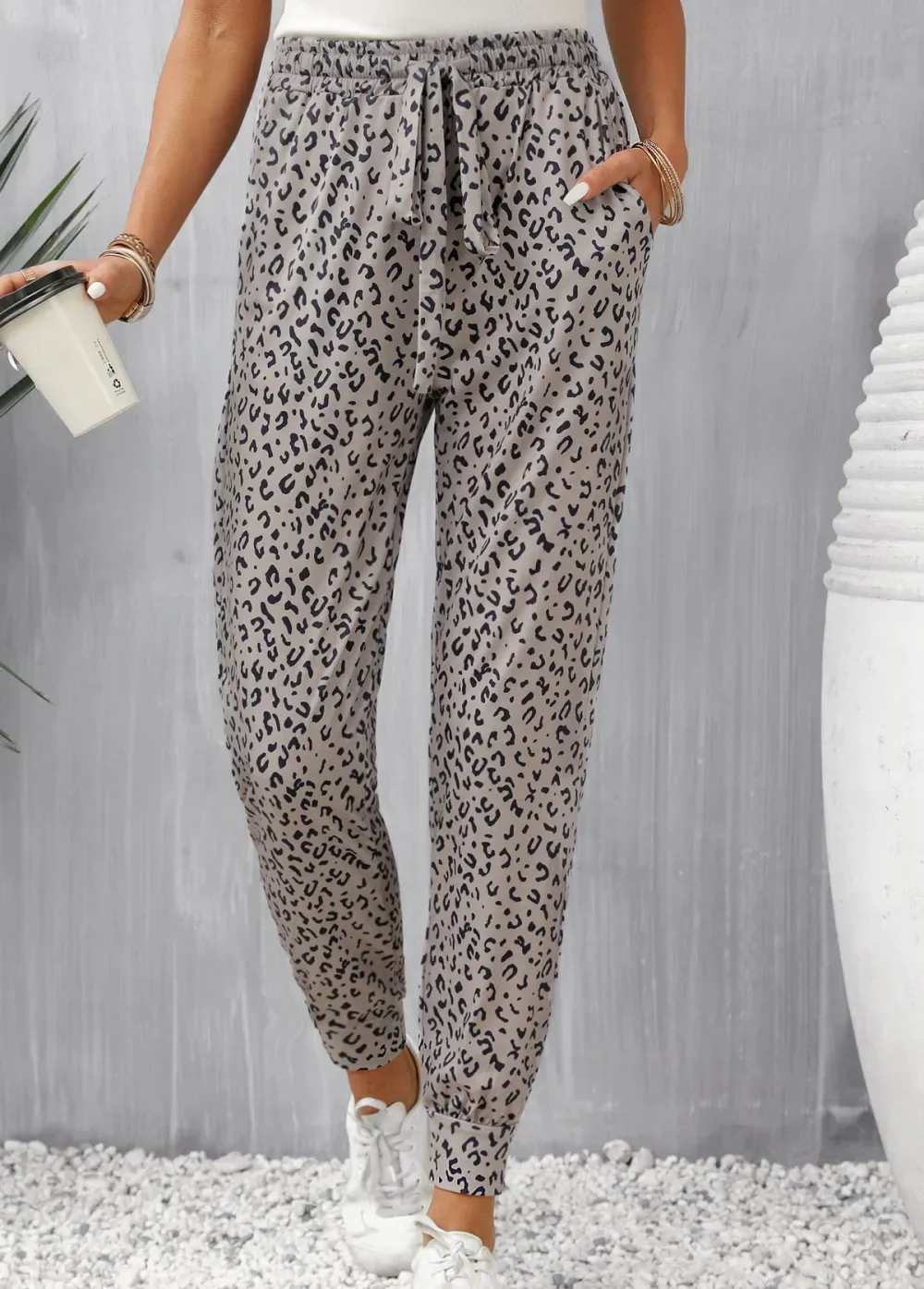 Light Camel Pocket Leopard Jogger Elastic Waist Pants