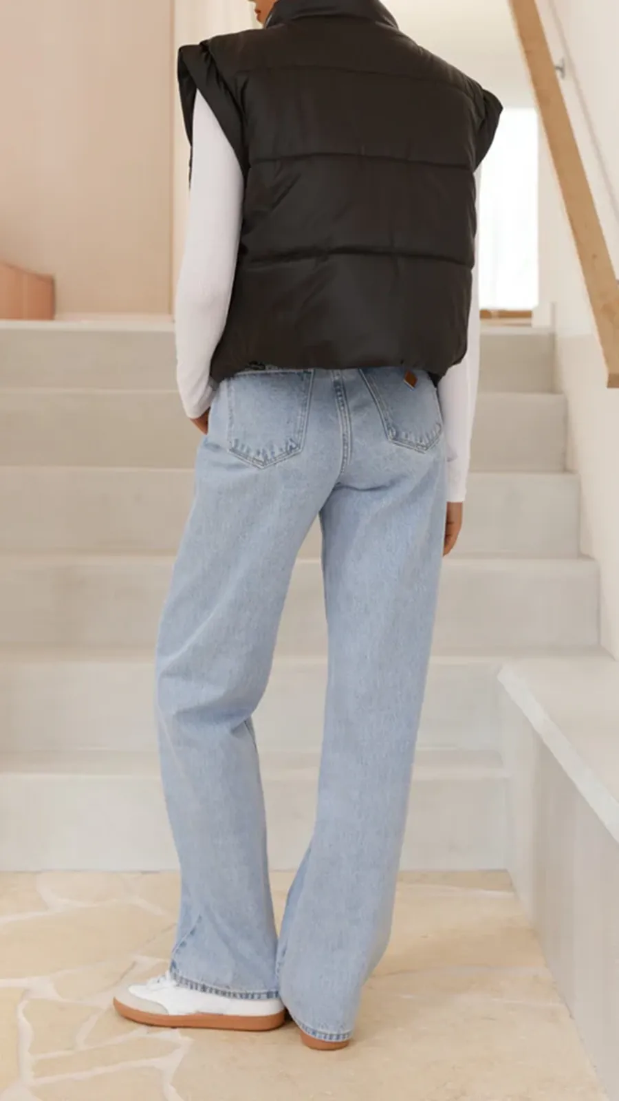 Cropped Puffer Vest - Black