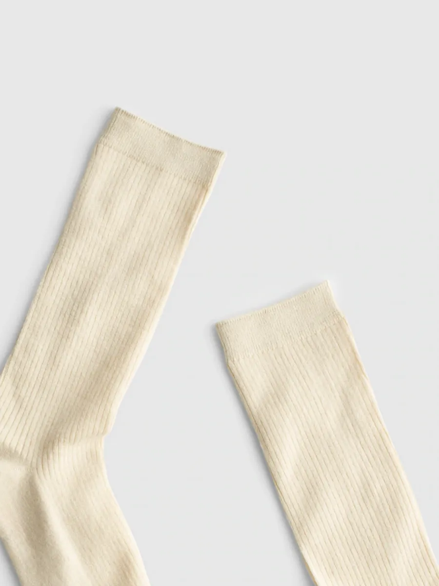 Classic Ribbed Socks