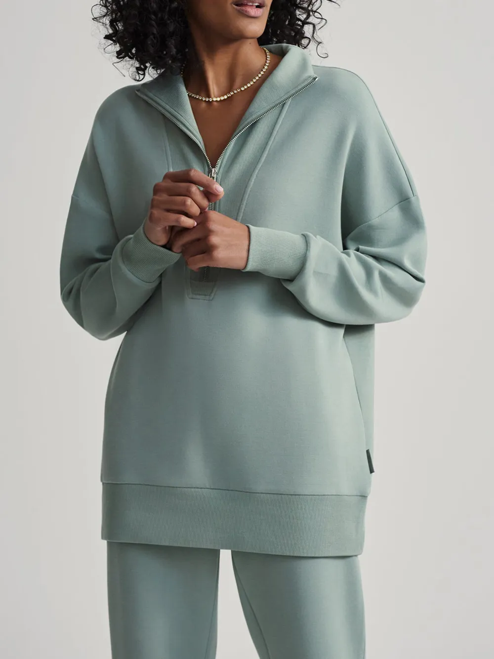 Trendy Quarter-Zip High-Collar Sweatshirt