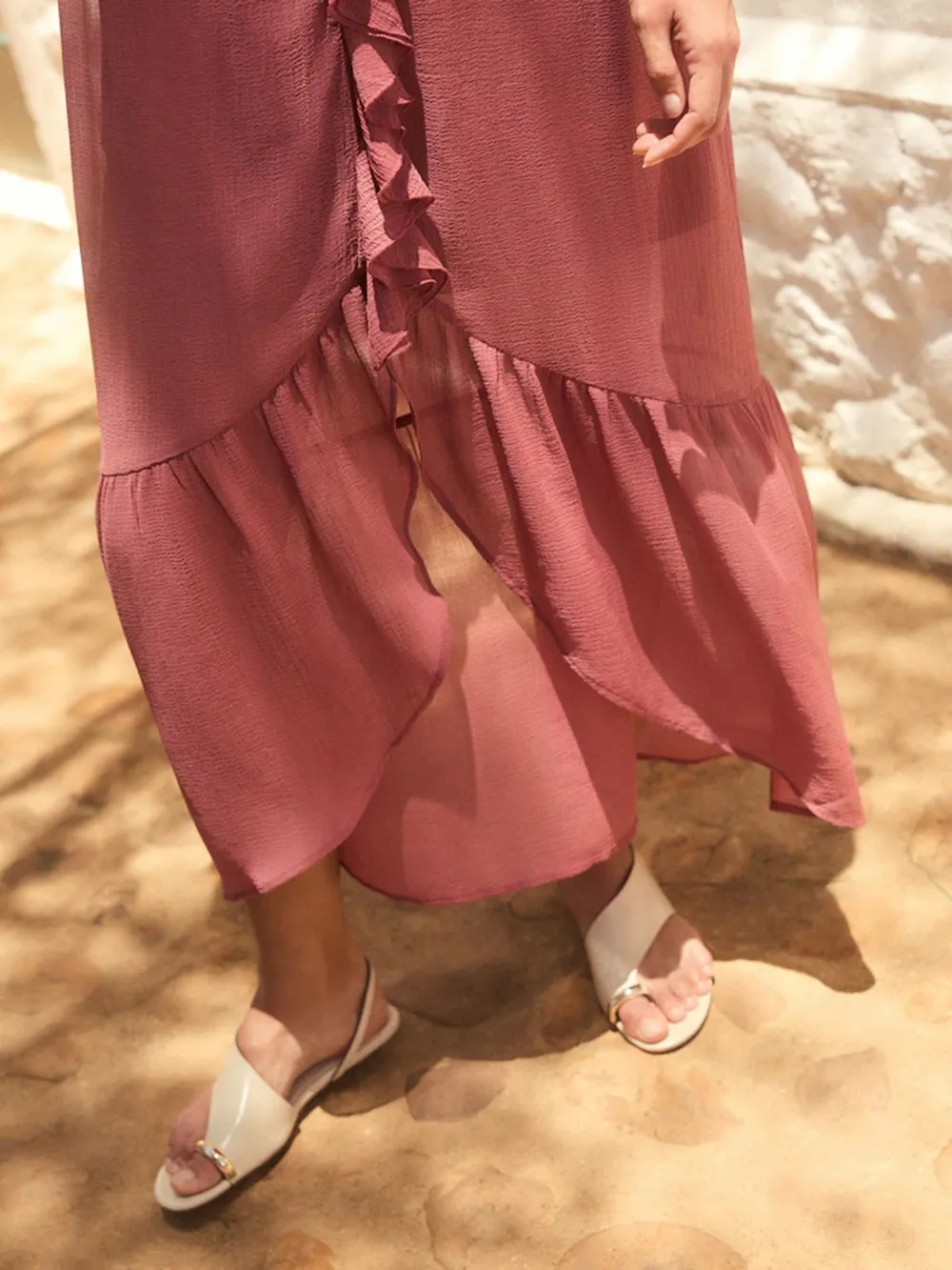 Pink Light And Elegant Dress With Lotus Leaf Hem