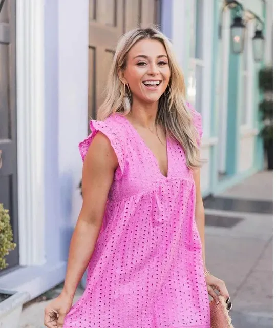 European and American women's new lace jacquard hollow V-neck dress women have pocket cloth shorts.