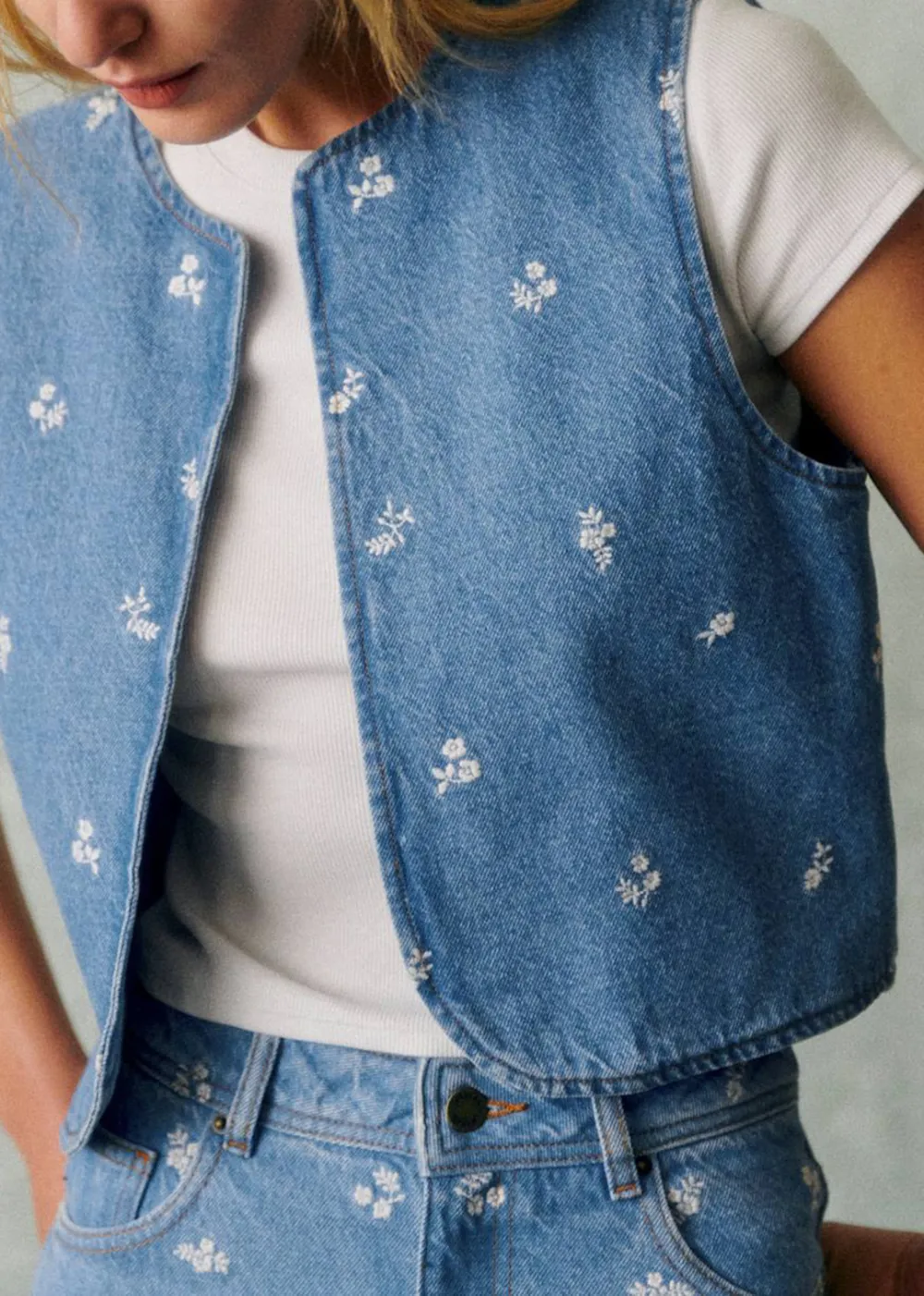 Short Sleeveless Denim Jacket With All-Over Embroidery
