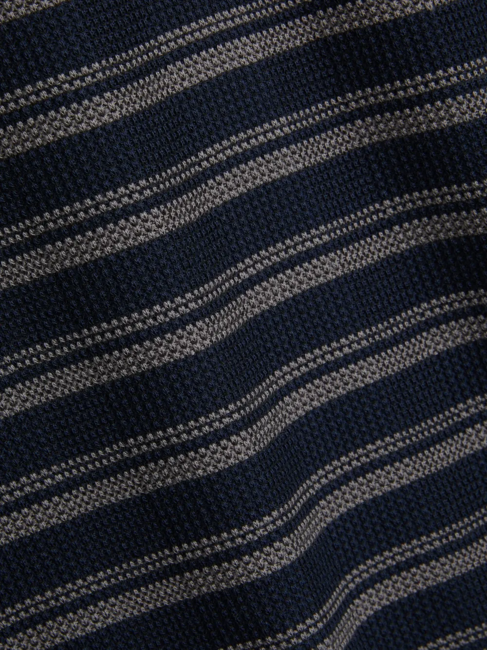 Navy Short Sleeve Casual Style T-Shirt