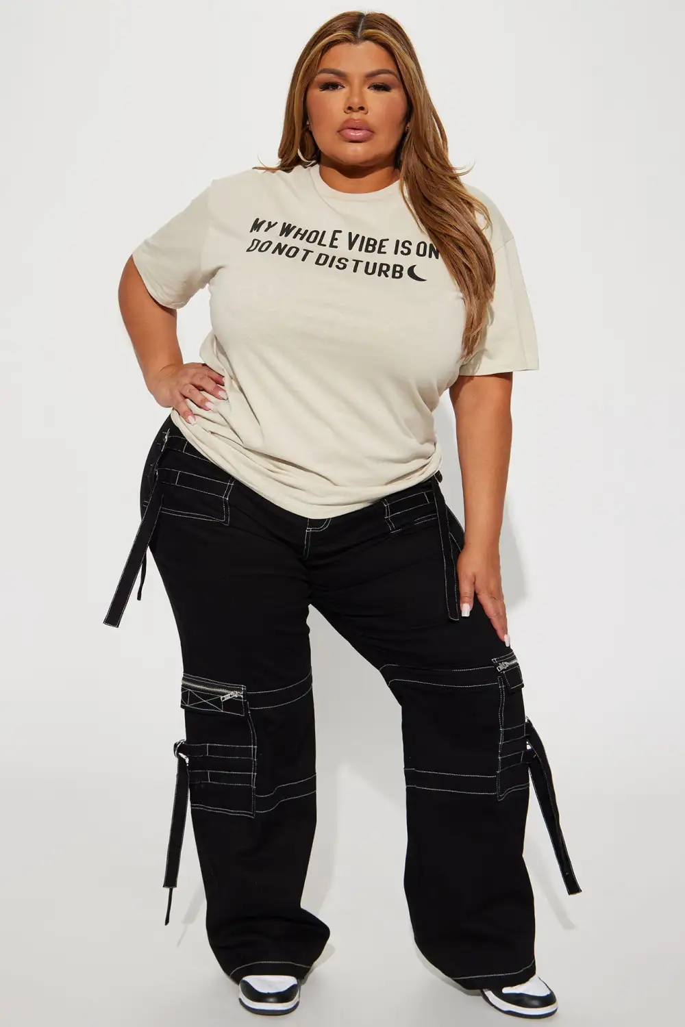 Do Not Disturb Graphic Tshirt - Sand