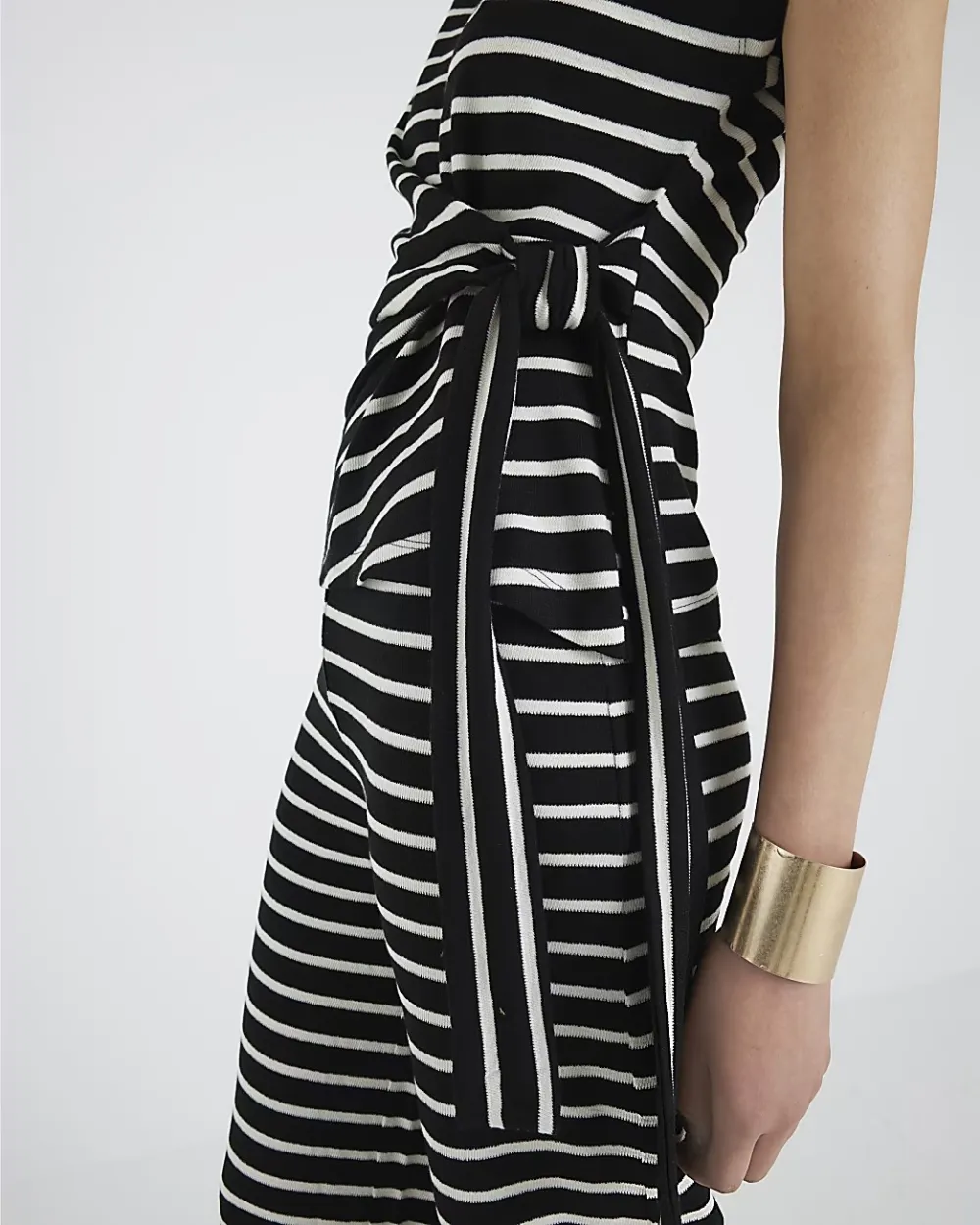 Black And White Striped All-Match Short-Sleeved T-Shirts